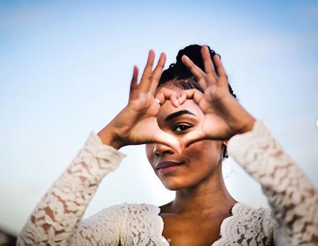 Tahirah Sharif facts