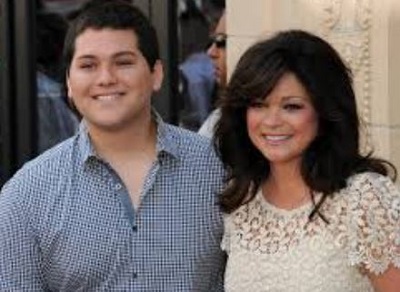 Tom Vitale Wiki, Age, Wife, Net worth, Family, Biography & Facts 21 Tom Vitale step son Wolfgang Van Halen