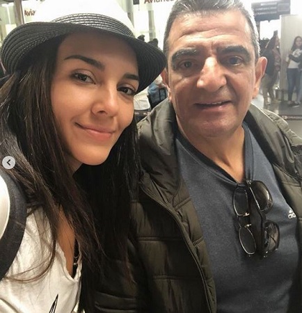 Vanessa Rubio Wiki, Age, Husband, Height, Weight, Biography & Facts 6 Vanessa Rubio with her dad Luis Rubio
