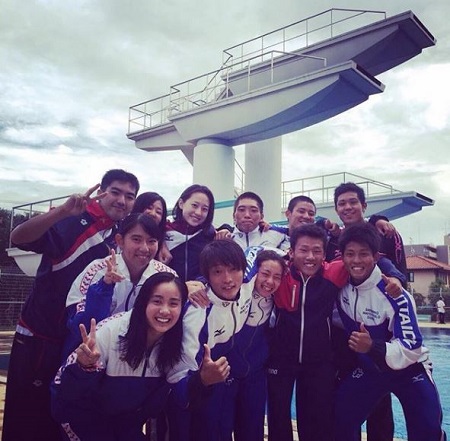 Yuka Mabuchi with her college friends
