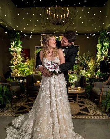 Dalma Maradona: Wiki, Age, Husband, Children, Family, Biography & More 15 Dalma Maradona wedding photo