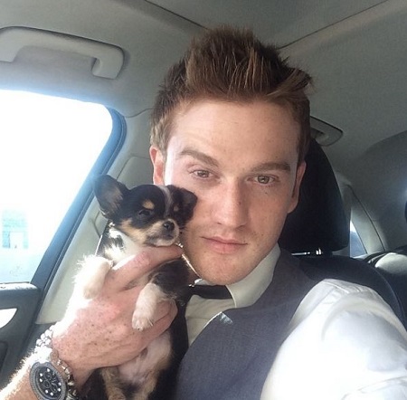 Eddie Hassell Wiki, Age, Wife, Death, Family, Biography & More 10 Eddie Hassell with his pet dog Mojo