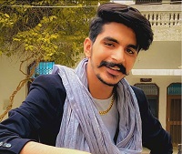Gulzaar Chhaniwala: Wiki, Age, Girlfriend, Caste, Family, Biography & More 3 Gulzaar Chhaniwala Age, Wiki & Bio