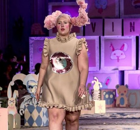 Honey Ross at a modeling function