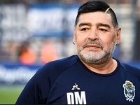 Jana Maradona: Wiki, Age, Boyfriend, Height, Family, Biography & More 4 Jana Maradona father Diego Maradona