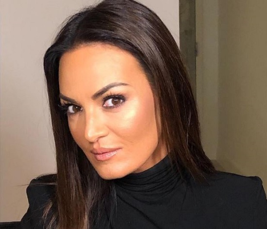 Lisa Barlow
