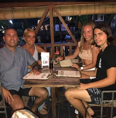 Lisa Shimooka: Wiki, Age, Husband, Family, Biography & More 10 Lisa Shimooka with her husband John Shimooka, son Brandon Shimooka, and daughter Carrlily Shimooka