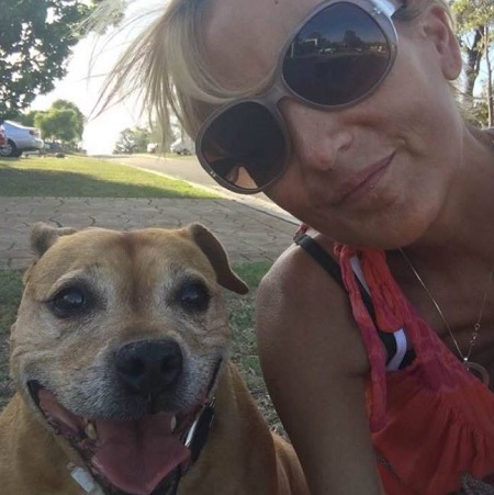 Lisa Shimooka: Wiki, Age, Husband, Family, Biography & More 13 Lisa Shimooka with her pet