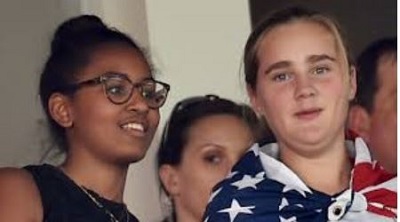 Maisy Biden Wiki, Age, Boyfriend, Height, Family, Biography & More 16 Maisy Biden with her friend Sasha Obama