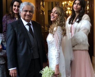 Meenakshi Salve Wiki, Age, Husband, Children, Biography & More 3 Meenakshi Salve ex-partner Harish Salve married to Caroline Brassard