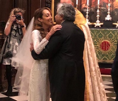 Meenakshi Salve Wiki, Age, Husband, Children, Biography & More 7 Meenakshi Salve husband Harish Salve with wife Caroline Brassard
