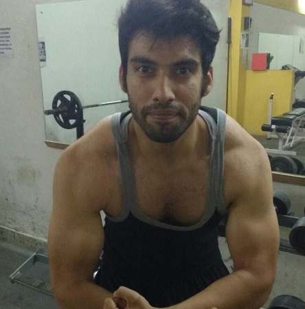 Milind Chandwani Wiki, Age, Girlfriend, Height, Family, Biography & More 13 Milind Chandwani physical stats
