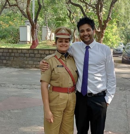 Mohita Sharma (IPS) Wiki, Age, Husband, Family, Salary, Biography & Facts 14 Mohita Sharma and her sposue Rushal Garg