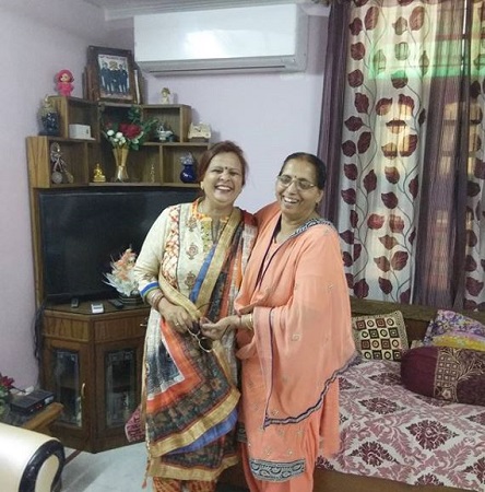 Mohita Sharma (IPS) Wiki, Age, Husband, Family, Salary, Biography & Facts 12 Mohita Sharma's mother Neelam Sharma and mother-in-law