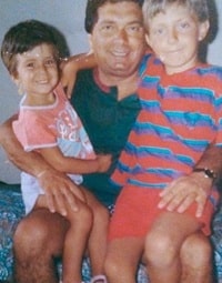 Nunzia Pennino: Wiki, Age, Husband, Family, Biography & More 12 Nunzia Pennino's childhood picture with her dad and bro