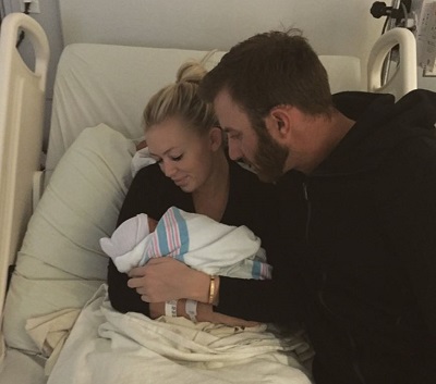 Paulina Gretzky: Wiki, Age, Height, Weight, Boyfriend, Biography & More 14 Paulina Gretzky with her new born baby and spouse
