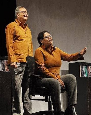 Poulami Bose Wiki, Age, Husband, Family, Biography & More 18 Poulami Bose with her dad Soumitra Chatterjee at theatre play