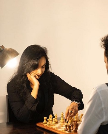 Pushpam Priya Choudhary Wiki, Age, Husband, Caste, Family, Biography & More 15 Pushpam Priya Choudhary is a good chess player