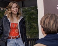 Sarah Dugdale: Wiki, Age, Boyfriend, Height, Family, Biography & More 4 Sarah Dugdale as Lizzie in Virgin River