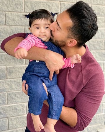 Sham Idrees Wiki, Age, Wife, Children, Height, Family, Biography & More 13 Sham Idrees with his daughter Sierra Idrees