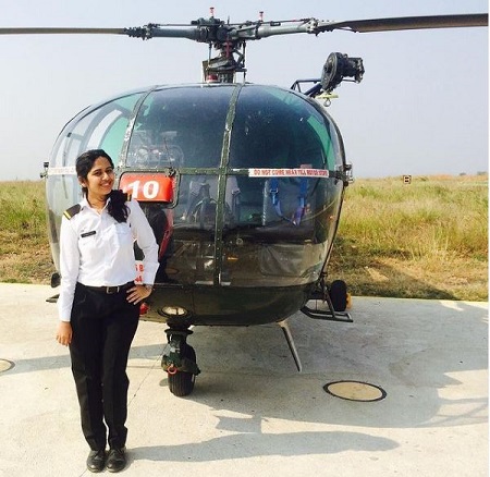 Varsha Nair (Pilot) Wiki, Age, Husband, Caste, Family, Biography & More 13 Varsha Nair wiki