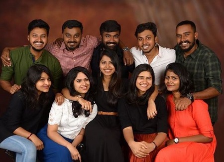 Varsha Nair (Pilot) Wiki, Age, Husband, Caste, Family, Biography & More 16 Varsha Nair with friends