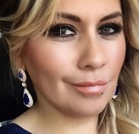 Veronica Ojeda: Wiki, Age, Husband, Children, Family, Biography & More 18 Veronica Ojeda has a mole on her lip
