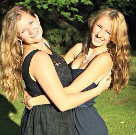 Alexis Sharkey: Wiki, Age, Husband, Height, Family, Biography & More 14 Alexis Sharkey with her sister Tobi Robinault