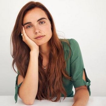 Tiny Pretty Things (Netflix) Actors, Cast & Crew 8 Anna Maiche