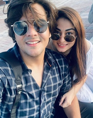 Ashish Chanchlani with his sister Muskan Chanchlani