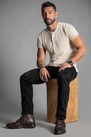 Bayardo De Murguia Wiki, Height, Age, Girlfriend, Family, Biography & More 5 Bayardo De Murguia height weight