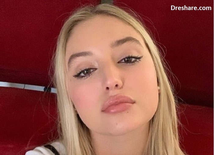 Bella Podaras: Age, Height, Weight, Boyfriend, Family, Biography & More 4 Bella Podaras