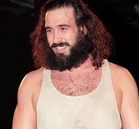 Brodie Lee (Luke Harper) Height, Weight, Age, Wife, Kids, Biography & More 3 Brodie Lee died on December 26, 2020 due to lung problems