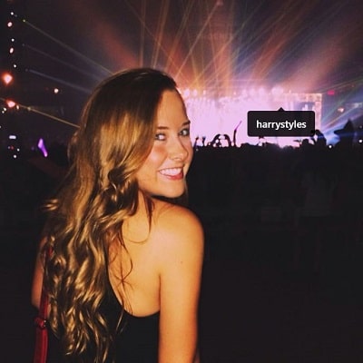 Brooke Schofield: Wiki, Age, Boyfriend, Height, Family, Biography & More 17 Brooke Schofield attended harry Styles Concert