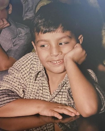 Childhood photo of Ashish Chanchlani