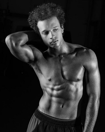 Damon J. Gillespie Wiki, Height, Age, Girlfriend, Family, Biography & More 5 Damon J. Gillespie physical stats