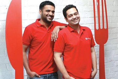 Deepinder Goyal (Zomato) Wiki, Age, Wife, Net worth, Family, Biography & More 9 Deepinder Goyal with his friend Pankaj Chaddha