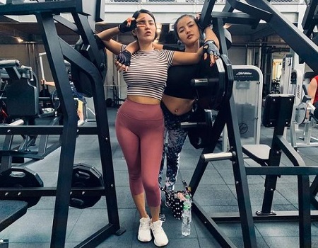 Faii Orapun Wiki, Height, Age, Boyfriend, Family, Biography & More 19 Faii Orapun workout with friend