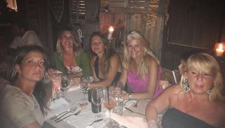 Federica Cappelletti Wiki (Paolo Rossi's Wife) Age, Kids, Biography & More 8 Federica Cappelletti with her friends