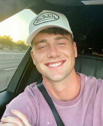 Too Hot To Handle (Netflix) Contestants, Cast & Crew 5 Harry Jowsey