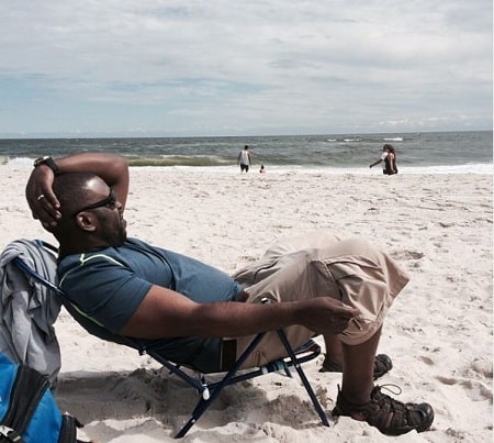 Jason Reid Wiki (Joy Reid's husband) Age, Kids, Net worth, Biography & More 9 Jason Reid at the Beach