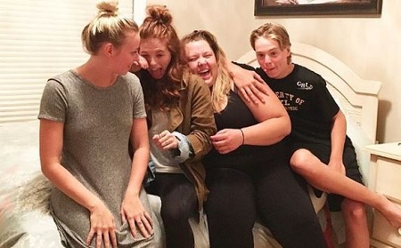 Jordan Clark with her brother Darcy Tainsh, sisters Dakota Clark, and Madison Tainsh