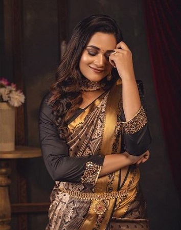 Kaavya Arivumani Wiki, Age, Boyfriend, Husband, Family, Biography & More 7 Kaavya Arivumani biography