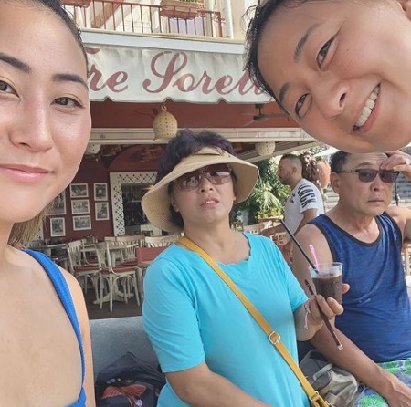 Lizzy Capri Wiki, Height, Age, Boyfriend, Family, Biography & More 8 Lizzy Capri with her family
