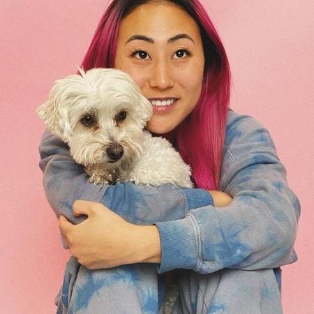 Lizzy Capri Wiki, Height, Age, Boyfriend, Family, Biography & More 17 Lizzy Capri with her pet dog Mili Capri