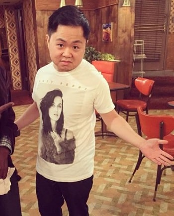 2 Broke Girls (TV Show) Actors, Cast & Crew 6 Matthew Moy