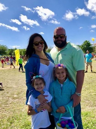 Samantha Rotunda with her fiancée Dan Pixley and daughters Cadyn Rotunda and Kendyl Rotunda