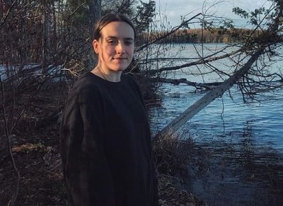 Sarah Pidgeon's sister Julia Anne Pidgeon