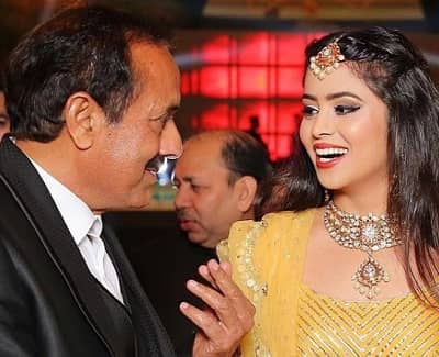 Shobhita Rana's posted a picture on 21st June 2020 to wish her dad on the occasion of Father's Day