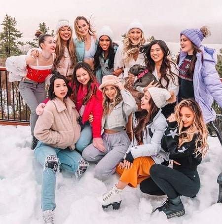 Sierra Furtado: Wiki, Age, Boyfriend, Height, Family, Biography & More 21 Sierra Furtado photographed with some fellow YouTubers such as Alisha, Laurdiy, Remi Cruz, Cloe Feldman, Adelaine Morin, Mia Sayoko, etc